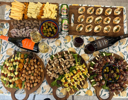 STUDENTER & HAVEFEST TAPAS - MIn. 10 Personer